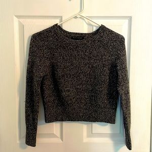Banana Republic Women’s Black and Gray Cropped Alpaca Wool Sweater